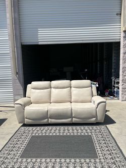 Sanders Leather Power Reclining Sofa - Cream - 🚚 FREE DELIVERY AVAILABLE ✅