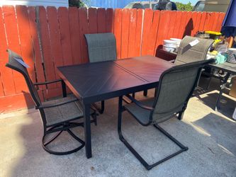 Patio Dining Set of 4