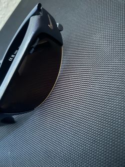 Polarized Nike Divergent Shades.