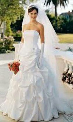 Wedding Gown, Beautiful..!!!