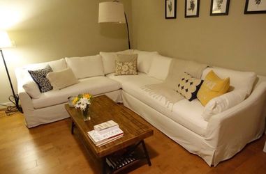 Huge White Linen 3pc Sectional Sofa in Excellent Condition
