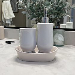 Soap Dispenser Set