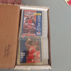 91/92  Fleer  Basketball Set