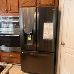 Brand New LG Refrigerator Stainless Steel In Box Never Opened