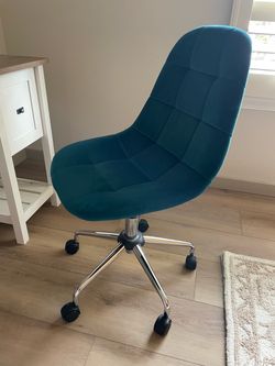 Adjustable desk chair