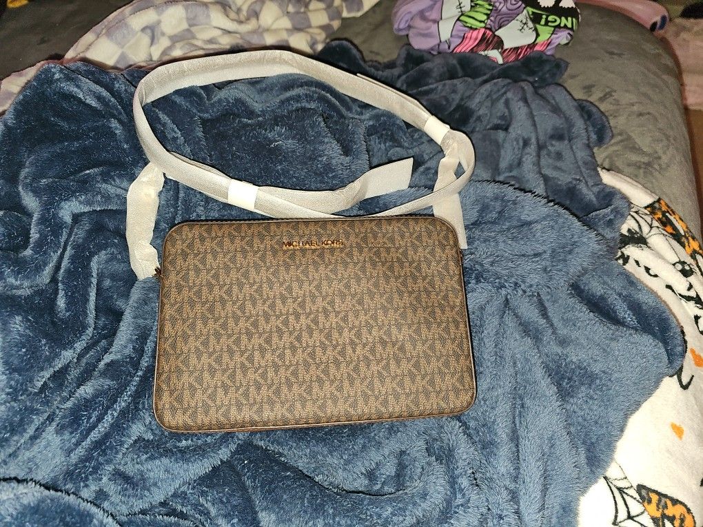 Michael Kors Purse (New)
