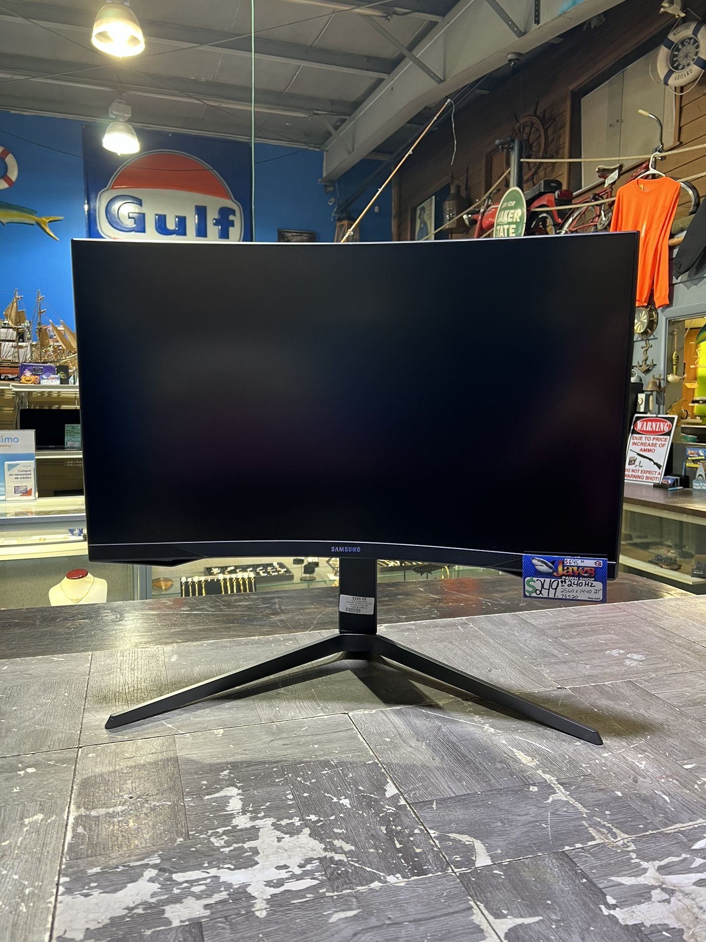 Samsung 27” curved computer monitor 240hz 2560 x 1440 pick up only
