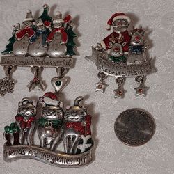 Christmas Jewelry - Vintage Brooches Lot