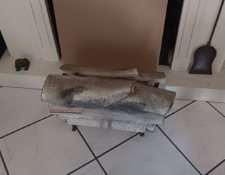 Vintage Fireplace Burning 🔥 Natural Gas.