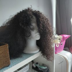 Gorgeous coily curly wig - Never worn