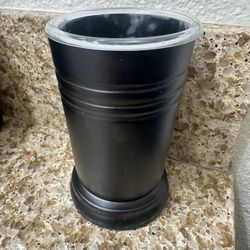 Metal Bathroom Decor (1)