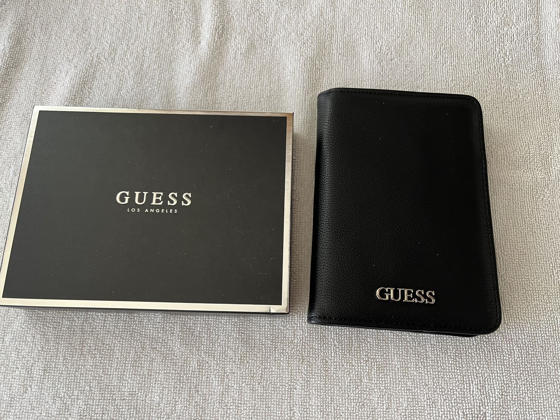 Guess Passport Holder for Sale in San Diego, CA OfferUp