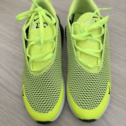 Kids Nike Air Max 270 SIZE 3Y Volt trainers NO BOX!