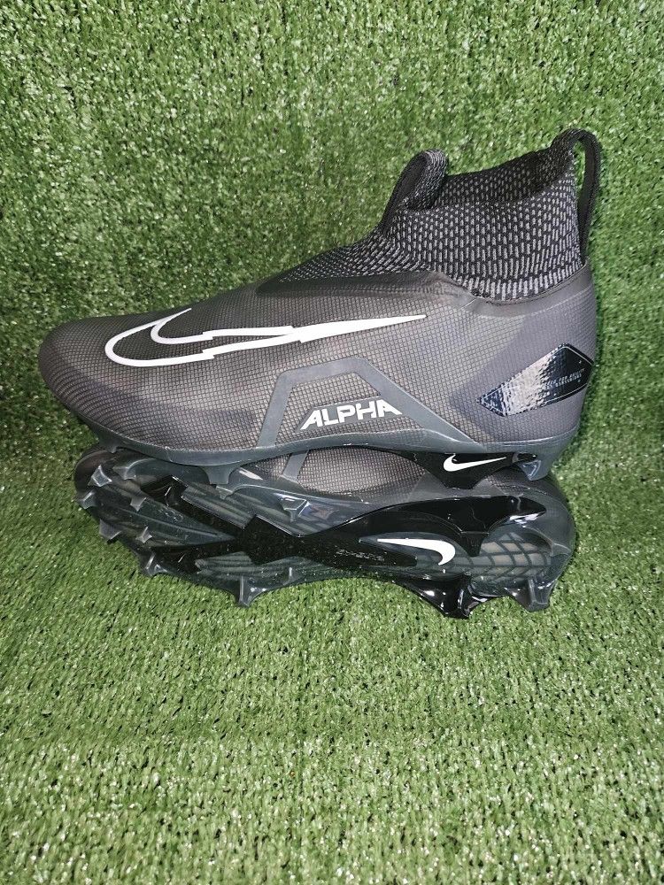 Nike Alpha Menace Elite 3 Football Cleats Size 13