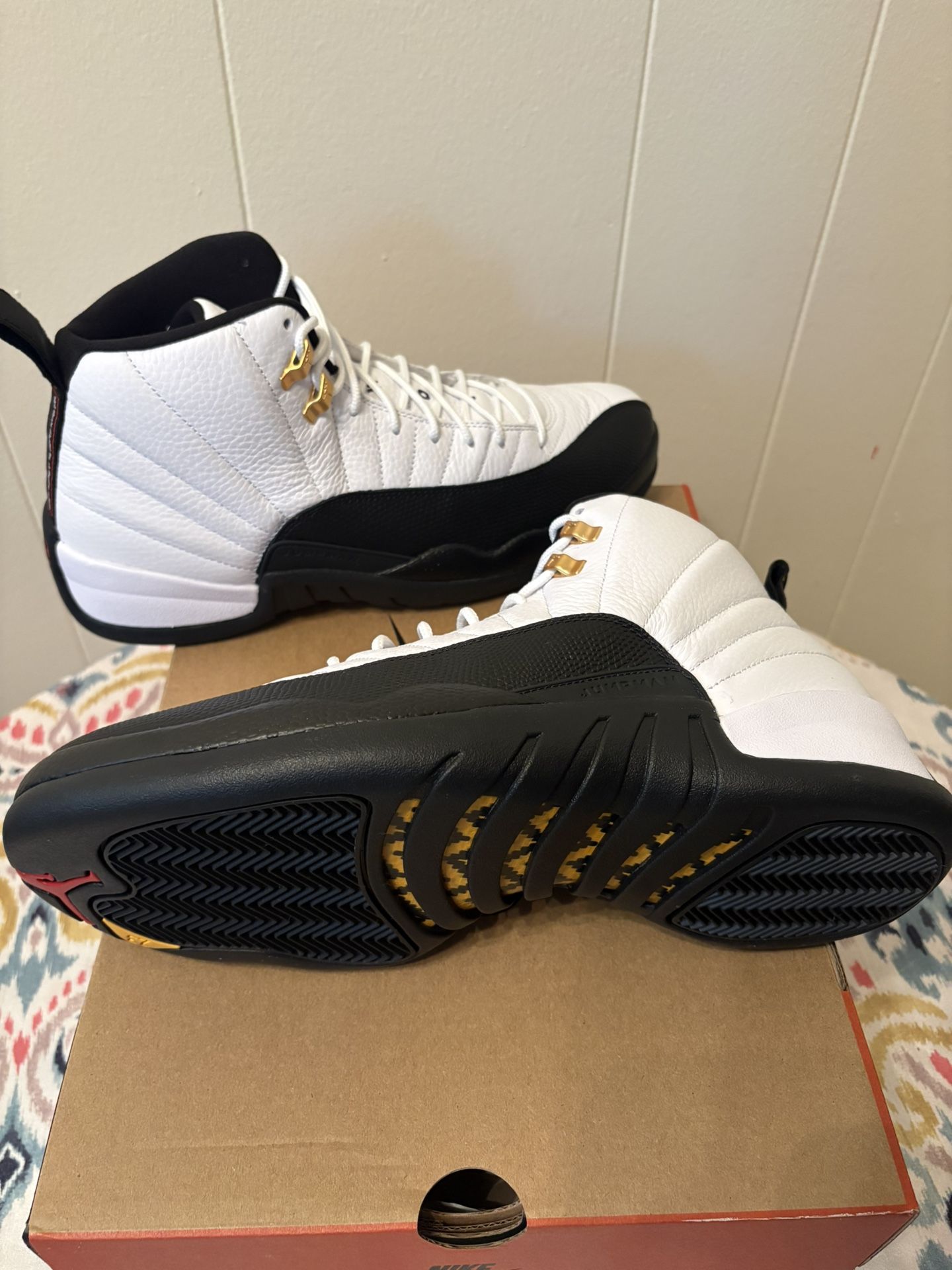 Air Jordan 12 Retro “Taxi” Size 12 