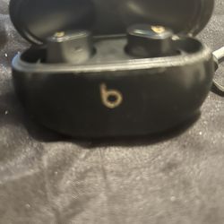 Beats studio Buds +
