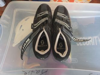Cleats (clips)