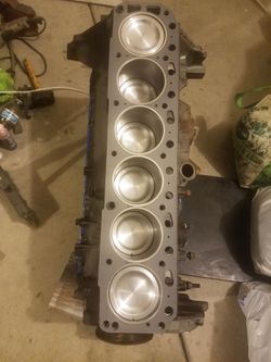 Ford engine  300 4.9l