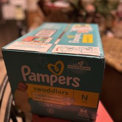 Pampers 
