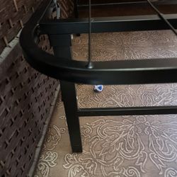 Folding Bed Fram    Twin  Size 