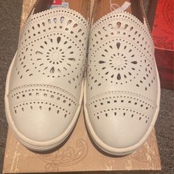 Brand new Flat Sneakers