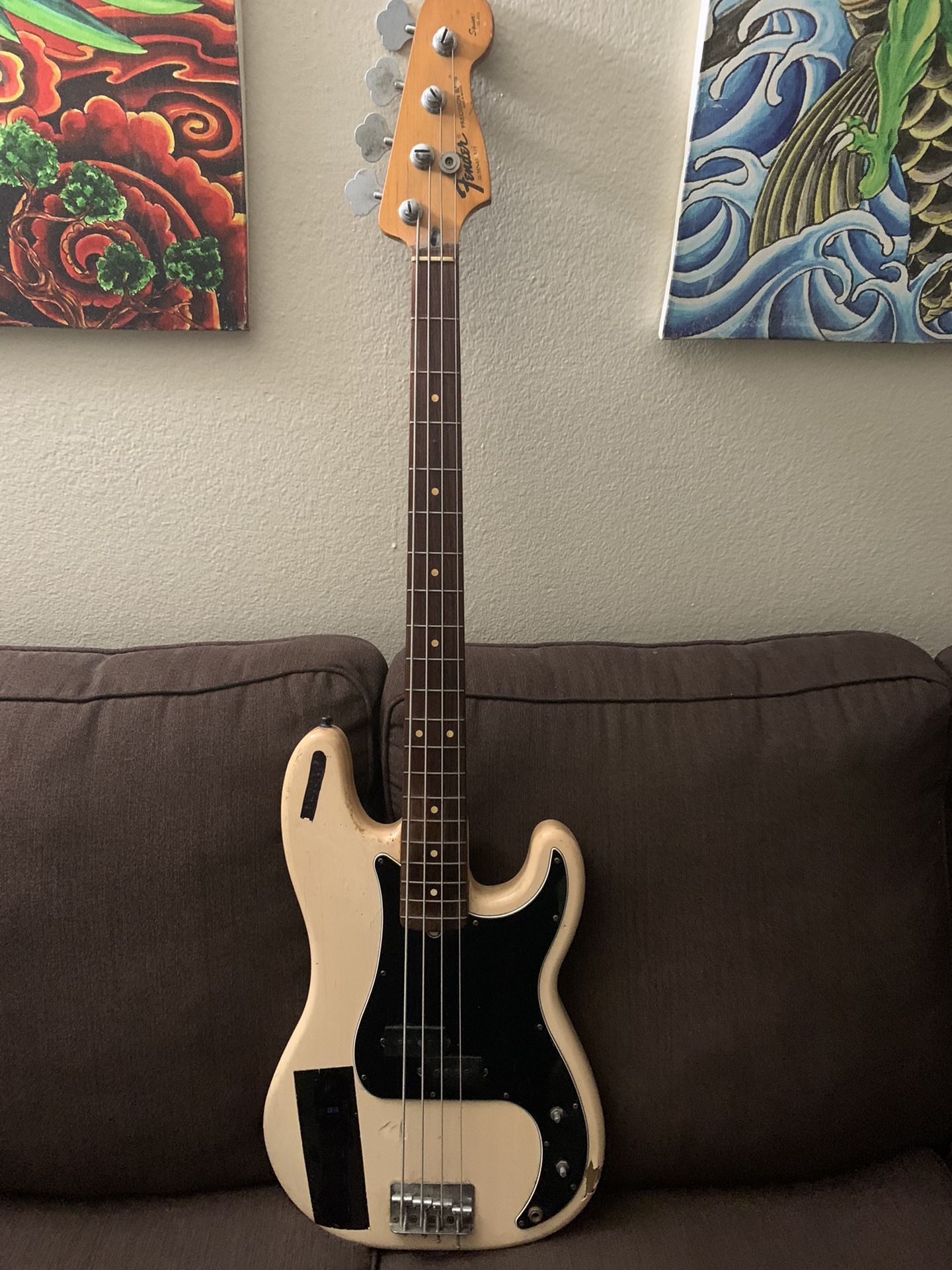 Fender squire bass guitar