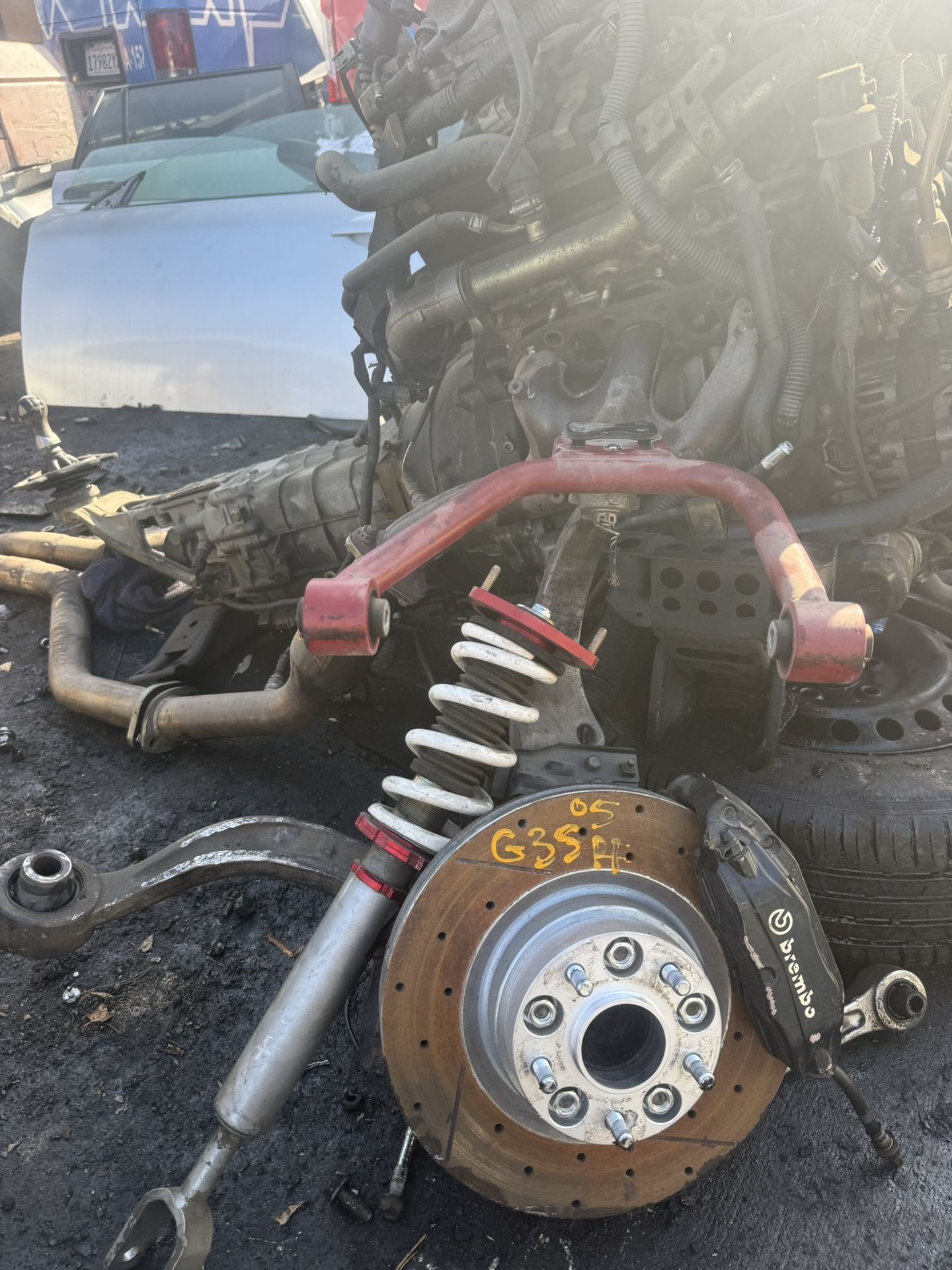 05 Infiniti G35 right Front suspension $280