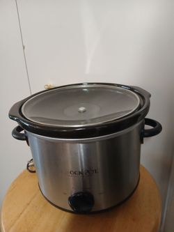 Slow cooker