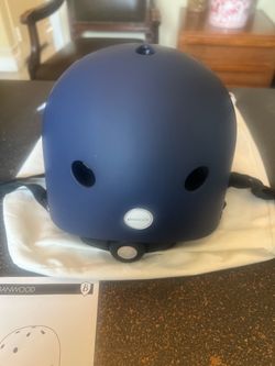 New Kids Banwood Blue Helmet