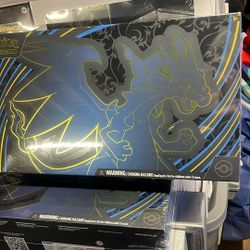 Pokemon Mega  Charizard X ex Ultra-Premium Collection Box
