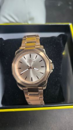Invictia women's watch