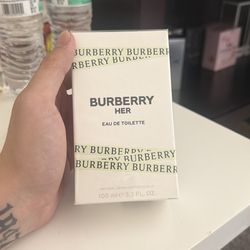 NEW BURBERRY  Her  Eau de TOILETTE 100 ml 3.3 fl. oz./100% AUTHENTIC