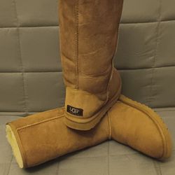 View Pics / Details : LADIES  CLASSIC  TALL  ( UGG )   BOOTS 