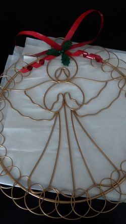 VINTAGE STYLE RETRO CHRISTMAS CARD HOLDER, ANGEL WITH BOW