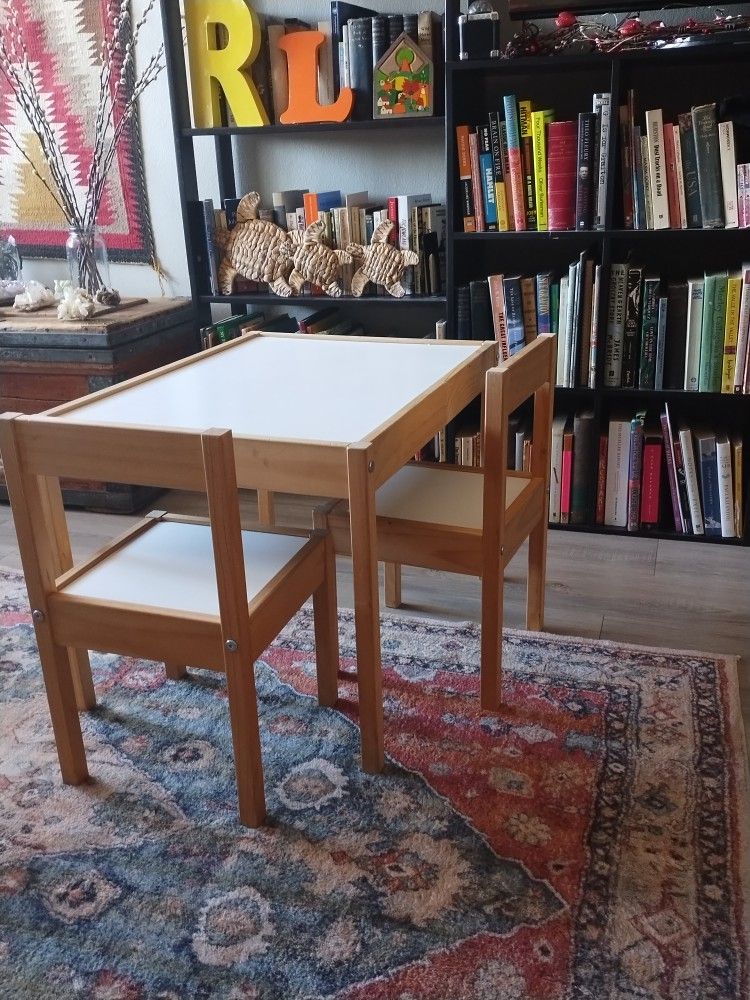 IKEA Kids Table With 2 Chairs
