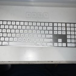 Apple Magic Keyboard With Numeric Keypad