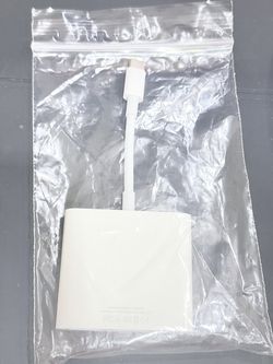 Apple A1621 USB-C to Digital AV Multiport HDMIA USB Adapter – New open box