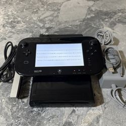 Nintendo Wii U 32GB Black Bundle  