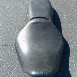 Harley Davidson 2005 Road King Seat