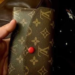 LV Wallets 
