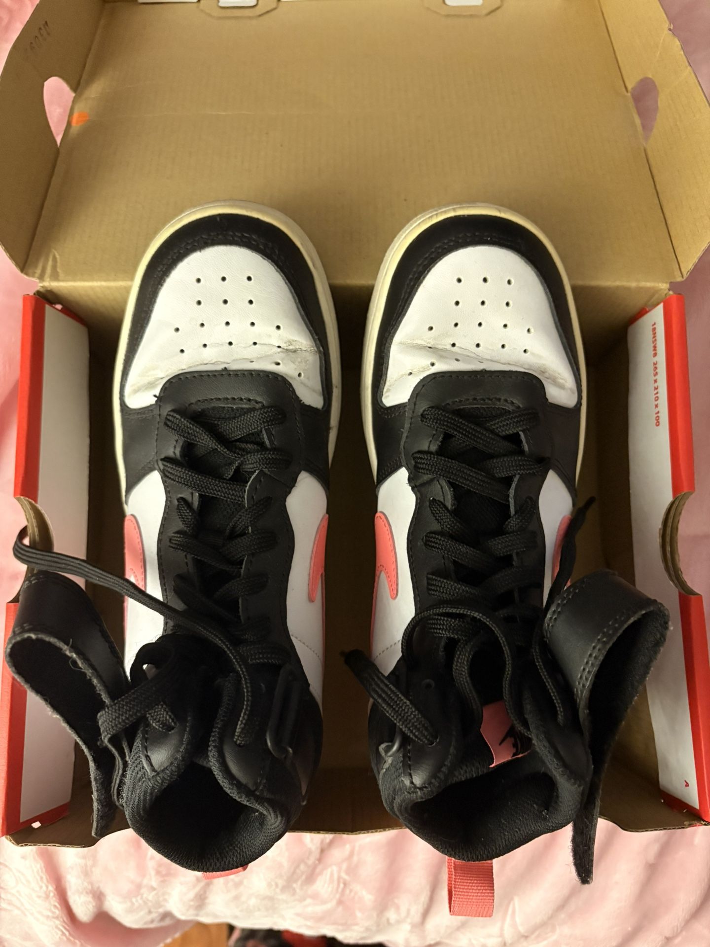 Court Borough Mid 2 ( GS)