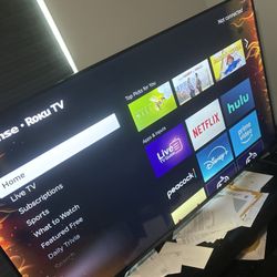 58 Inch HISENSE ROKU TV comes With Remote