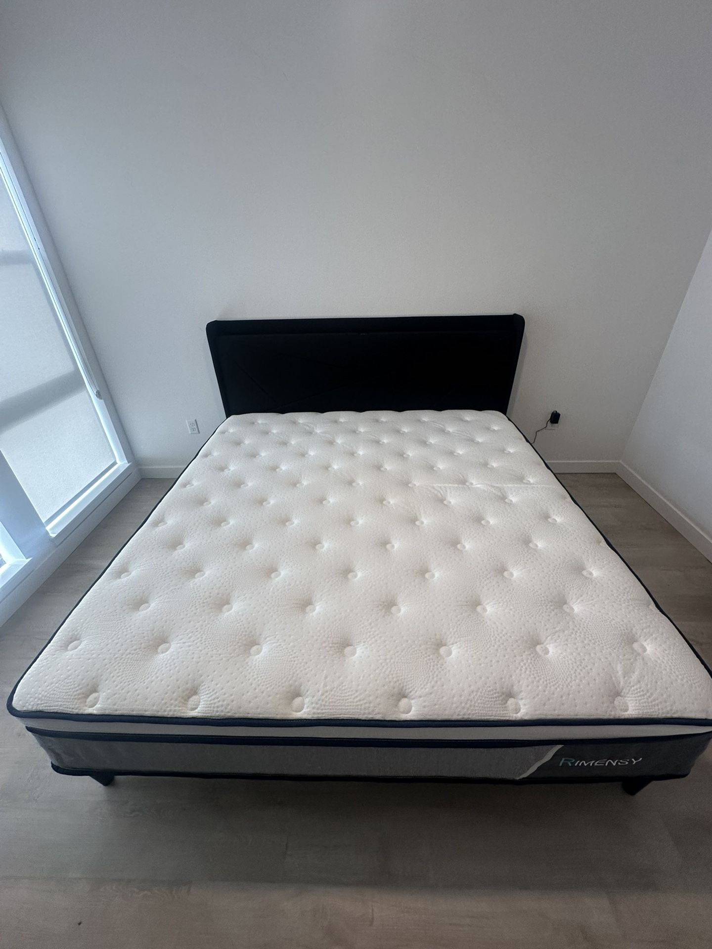 King Bed And Mattress