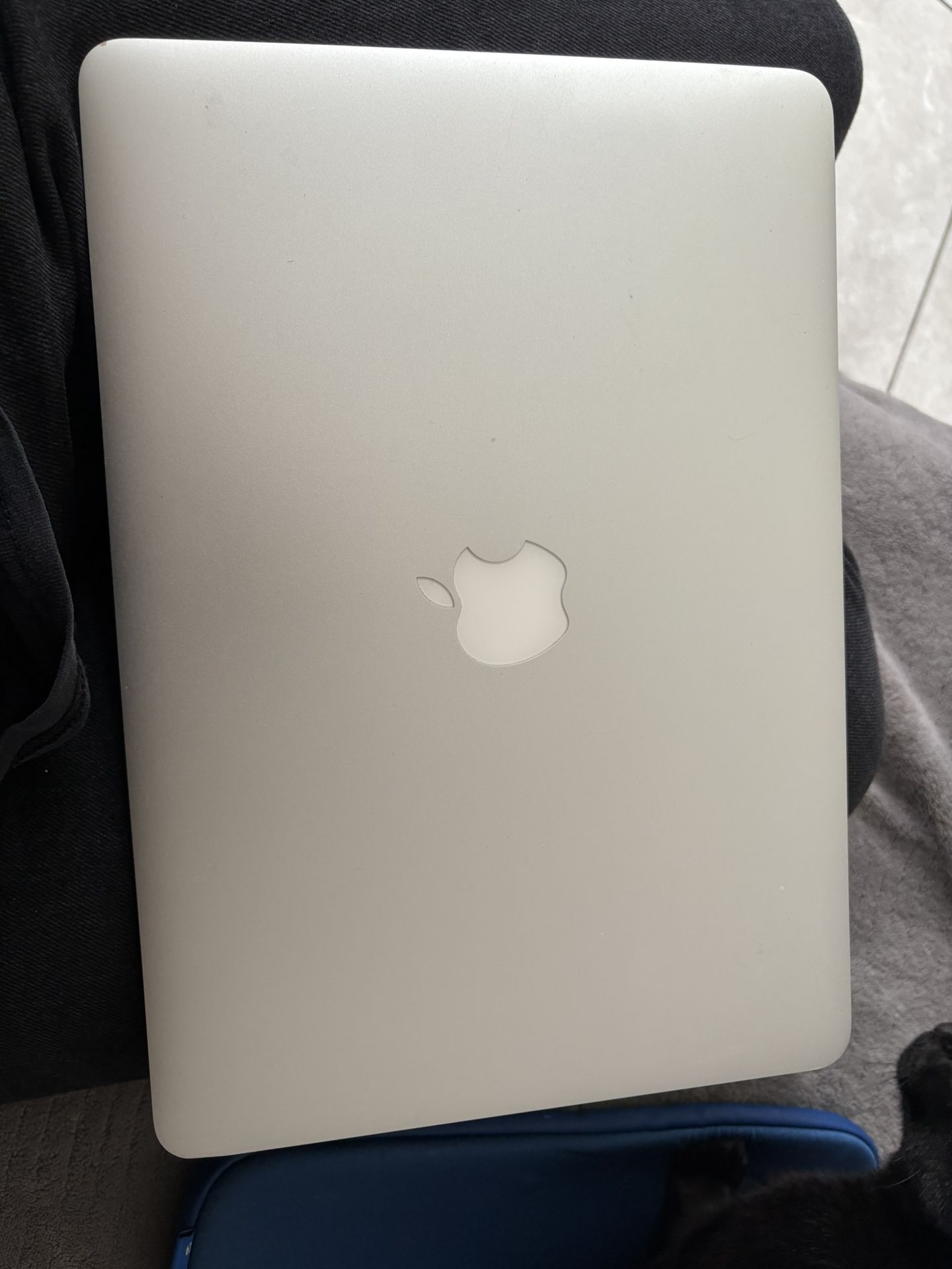 MacBook Air 13-Inch