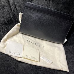 GUCCI CLUTCH