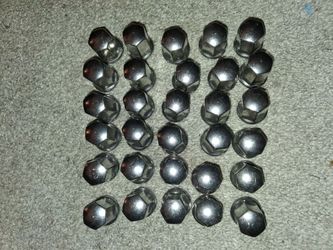 Silverado 2500 OEM Lug nuts