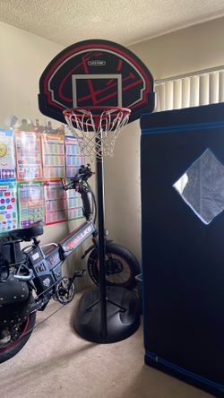 Lifetime • Youth Portable Basketball Hoop with Stand