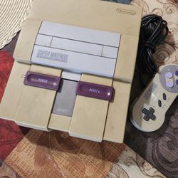 Super Nintendo SNES Game System CONSOLE ONLY SNS-001 