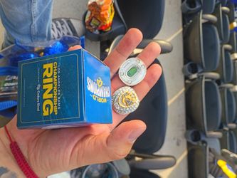 LA Rams Superbowl ring stadium giveaway