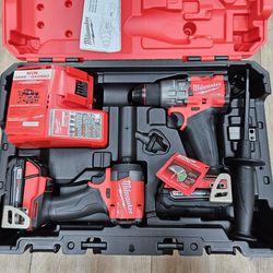 New Milwaukee M18 FUEL Gen-4 Brushless Hammer Drill & Impact Driver Combo Kit With CP 2.0 Batteries